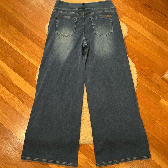 Halara wide leg flex denim jeans - Picture 2 of 13